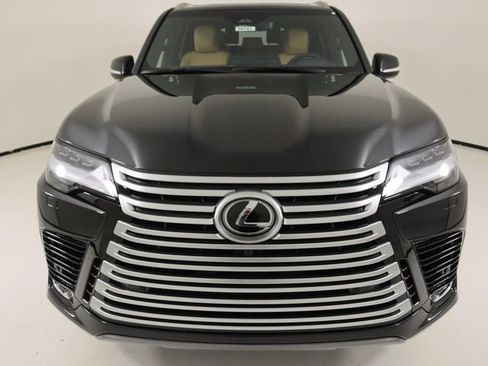 New 2026 Lexus LX 600 4WD w/ Accessory Package (2T) image 7