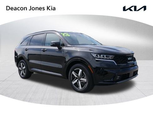 Certified 2023 Kia Sorento EX w/ Panoramic Sunroof Package image 1