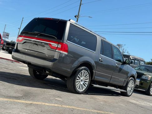 Used 2015 Lincoln Navigator L 4WD w/ Equipment Group 101A Reserve image 3