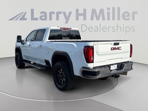 Used 2020 GMC Sierra 3500 SLT w/ SLT Convenience Package AWD/4WD image 2