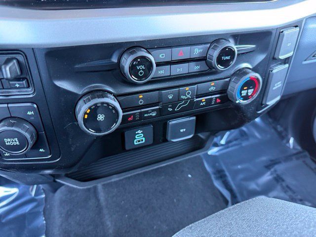 New 2026 Ford F350 XLT w/ XLT Premium Package AWD/4WD image 16