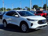 Certified 2023 Ford Escape Active w/ Tech Pack #2 image 3