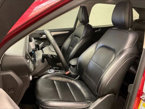 Used 2020 Ford Escape SEL image 12