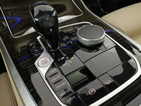 Used 2021 BMW X5 M50i w/ Premium Package image 61