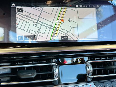 New 2026 BMW Z4 sDrive30i w/ Convenience Package image 10