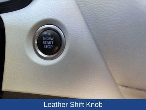 Used 2021 Toyota Corolla SE image 21