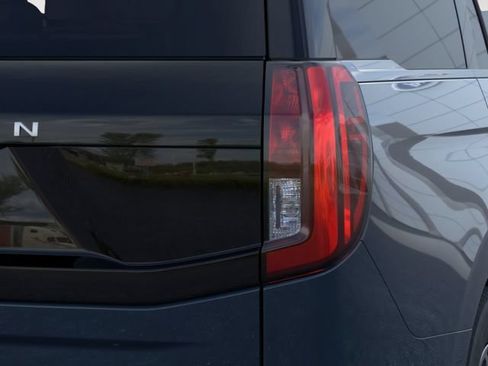New 2026 Ford Expedition Active AWD/4WD image 21