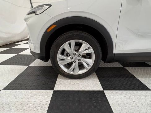 Used 2025 Buick Encore GX Preferred FWD image 9