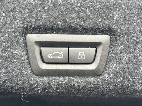 Used 2026 BMW M5 image 45