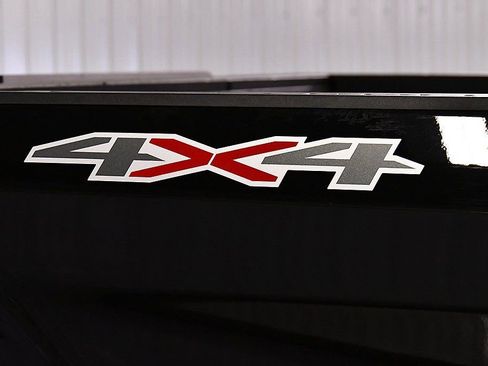 Used 2025 Chevrolet Silverado 1500 LT image 10