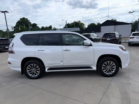 Used 2017 Lexus GX 460 Luxury AWD/4WD image 54