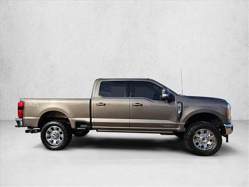 Used 2023 Ford F250 Lariat w/ Lariat Ultimate Package image 4