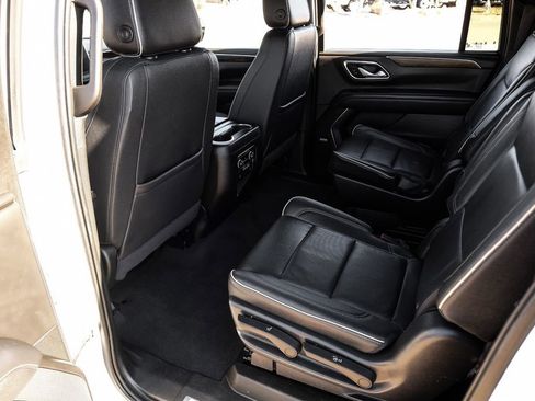 Used 2022 Chevrolet Suburban Premier image 40