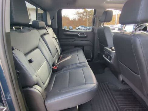 Certified 2022 Chevrolet Silverado 1500 LTZ w/ LTZ Premium Package image 27