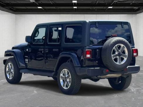Used 2019 Jeep Wrangler Unlimited Sahara w/ Uconnect 4C Nav & Sound Group AWD/4WD image 7