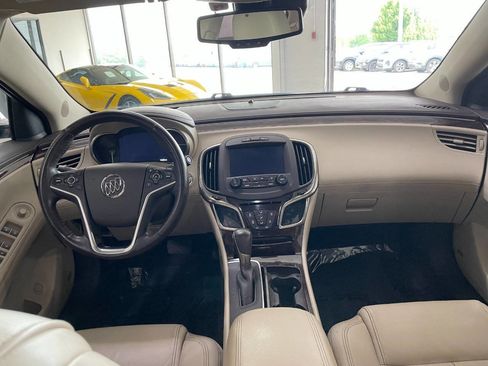 Used 2015 Buick LaCrosse Premium image 20