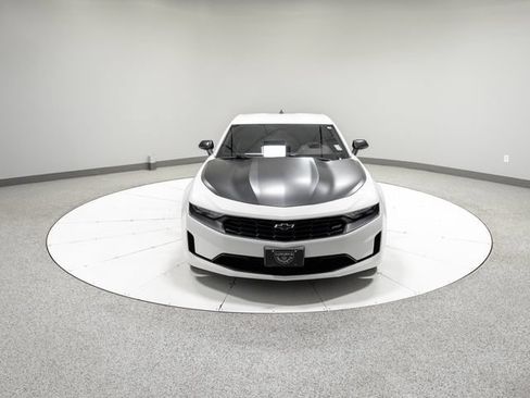 Used 2020 Chevrolet Camaro LT w/ 1LE Track Performance Package RWD image 23