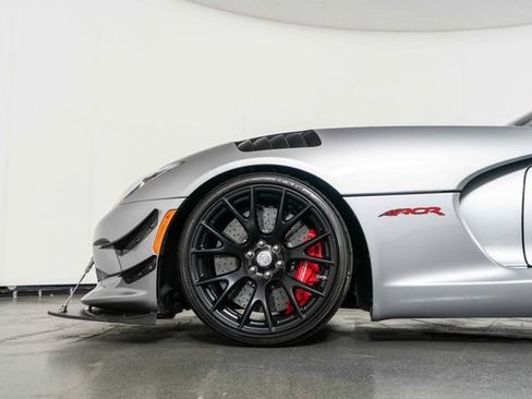 Used 2016 Dodge Viper ACR w/ Extreme Aero Package RWD image 12