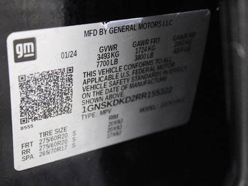 Used 2024 Chevrolet Suburban Z71 w/ Luxury Package image 44