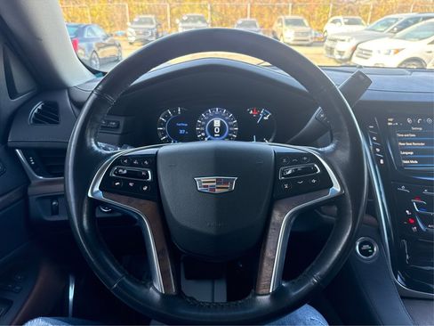 Used 2019 Cadillac Escalade Luxury image 26