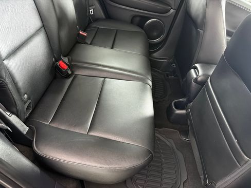 Used 2021 Honda HR-V EX-L image 22
