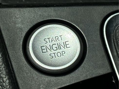 Used 2022 Volkswagen Jetta SE FWD image 15