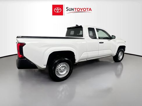 Used 2024 Toyota Tacoma SR image 4