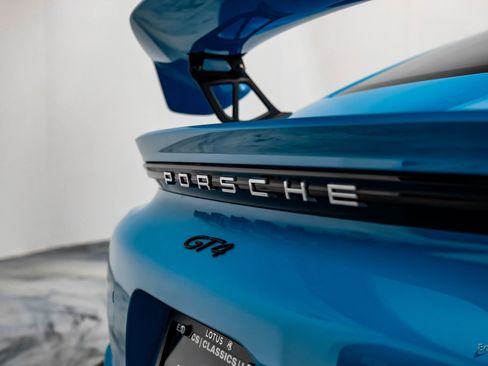 Used 2020 Porsche 718 Cayman GT4 image 37