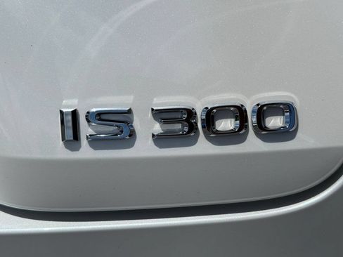 Used 2025 Lexus IS 300 w/ Premium Package RWD image 9