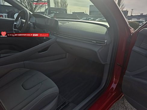 Used 2023 Hyundai Elantra SEL w/ Convenience Package image 19