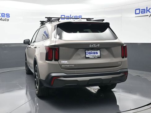 Certified 2024 Kia Sorento SX Prestige image 7