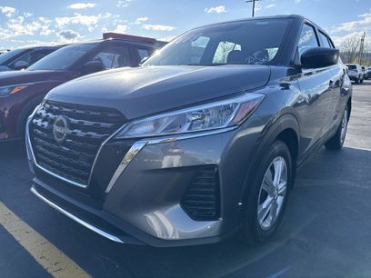 Used 2025 Nissan Kicks Play S
