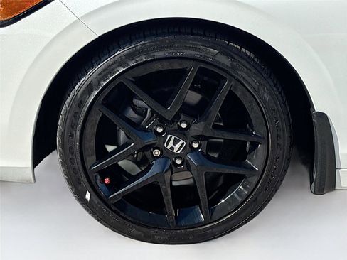 Certified 2024 Honda Civic Sport image 32