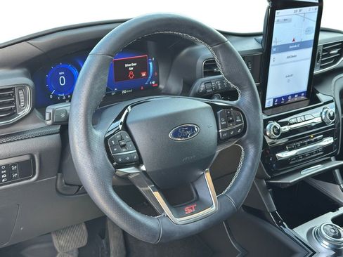 Used 2023 Ford Explorer ST w/ Equipment Group 401A image 13