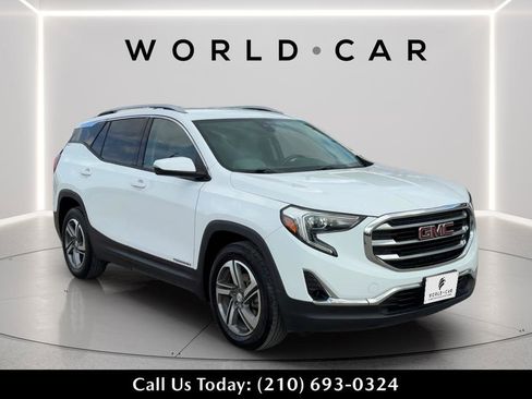 Used 2020 GMC Terrain SLT image 1
