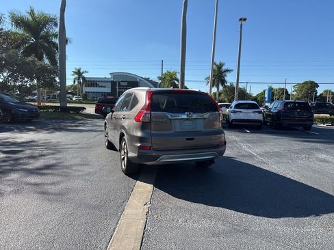 Used 2016 Honda CR-V Touring image 9