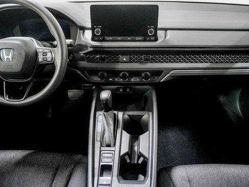 Certified 2023 Honda Accord LX image 21