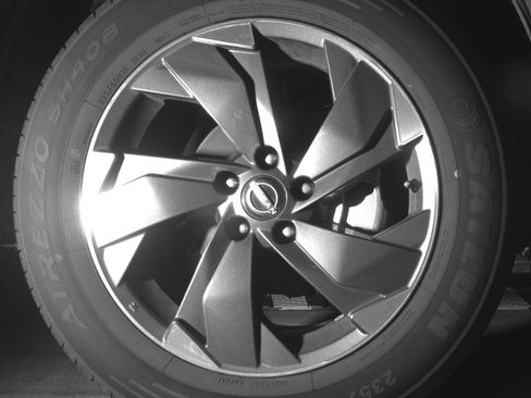 Used 2025 Nissan Rogue SV AWD/4WD image 13