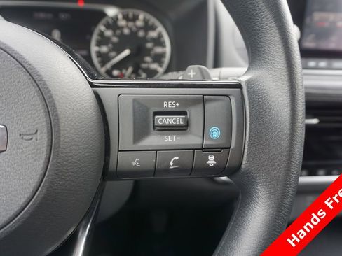 Used 2021 Nissan Rogue SV AWD/4WD image 4
