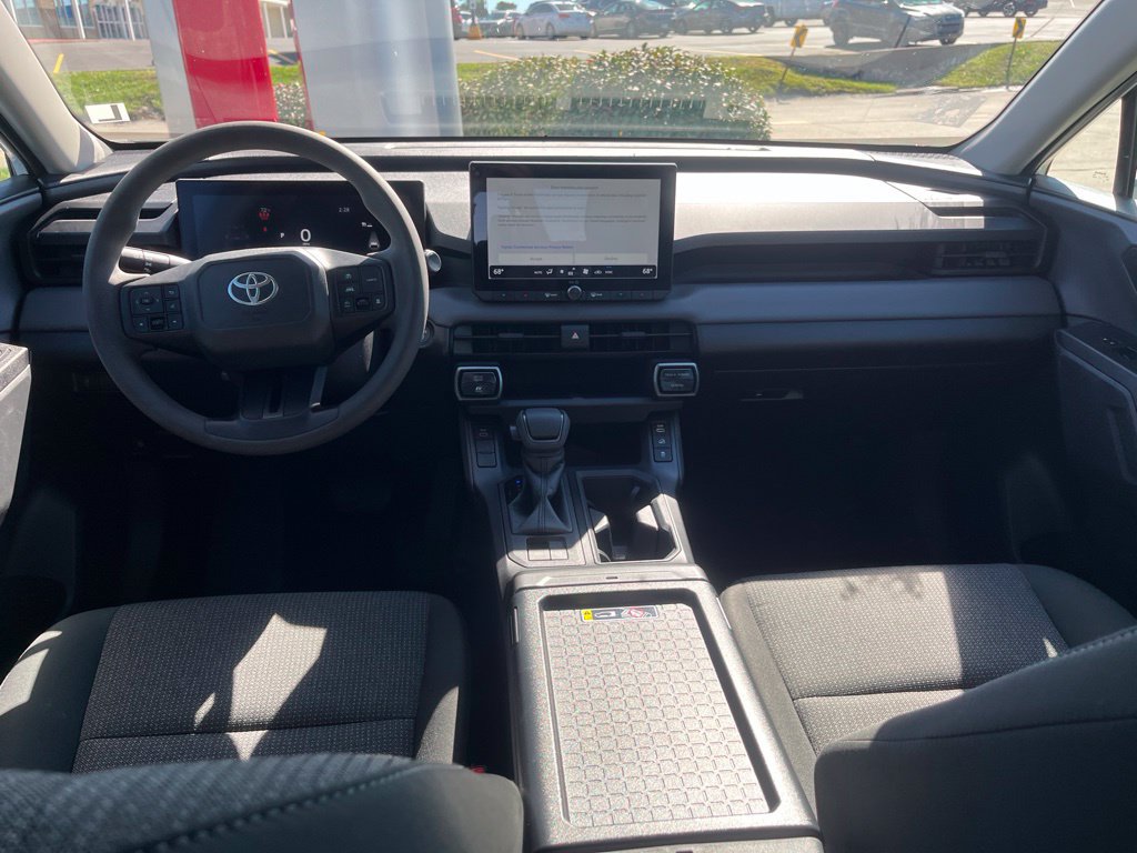 Used 2026 Toyota RAV4 LE AWD/4WD image 24
