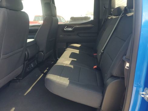 Used 2025 Chevrolet Silverado 1500 LT AWD/4WD image 14