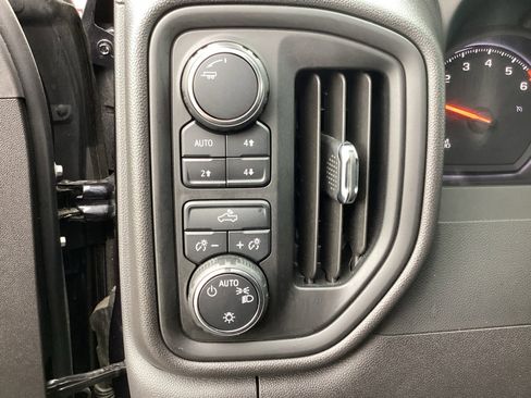 Used 2024 Chevrolet Silverado 1500 Custom Trail Boss AWD/4WD image 26
