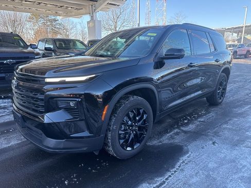 New 2026 Chevrolet Traverse LT w/ Midnight/Sport Edition image 3