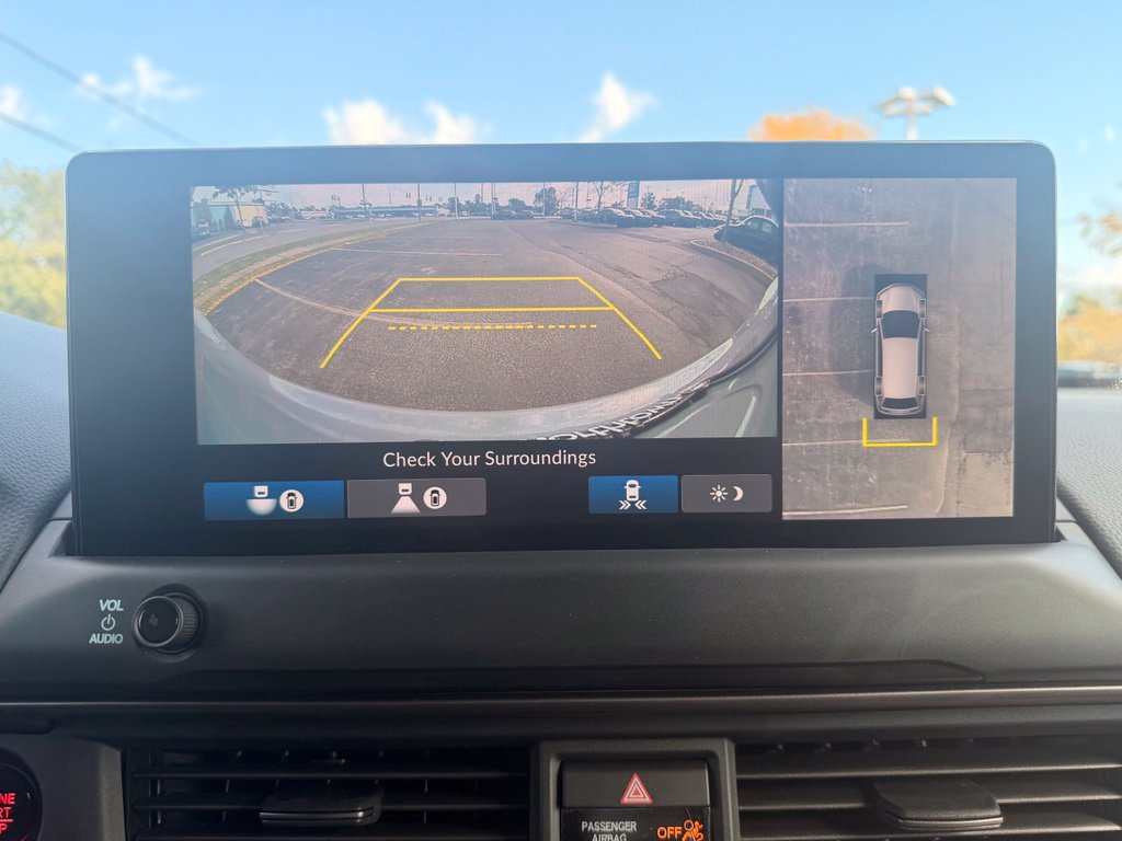 New 2026 Honda Pilot TrailSport image 9