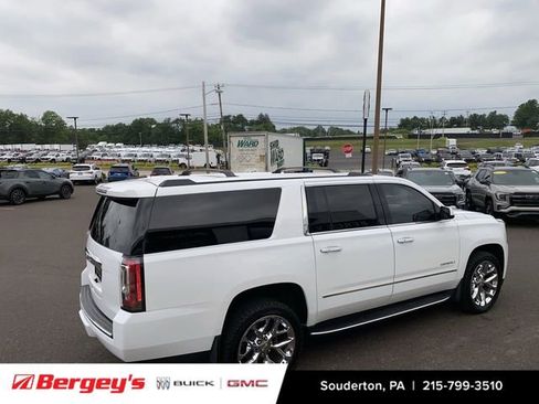 Used 2020 GMC Yukon XL Denali w/ Enhanced Security Package AWD/4WD image 23