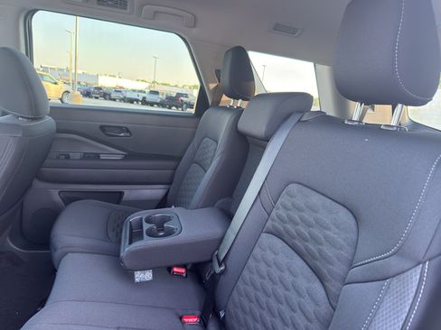 New 2026 Nissan Pathfinder SV AWD/4WD image 33