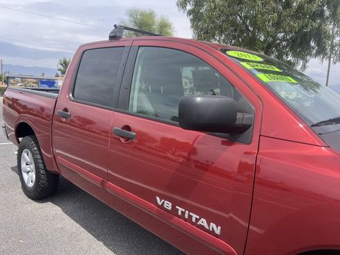 Used 2013 Nissan Titan SV w/ SV Value Truck Pkg AWD/4WD image 3
