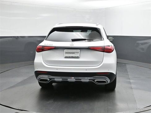 New 2026 Mercedes-Benz GLC 300 image 8