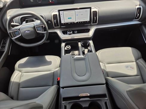 New 2027 Ford Expedition Active RWD image 9