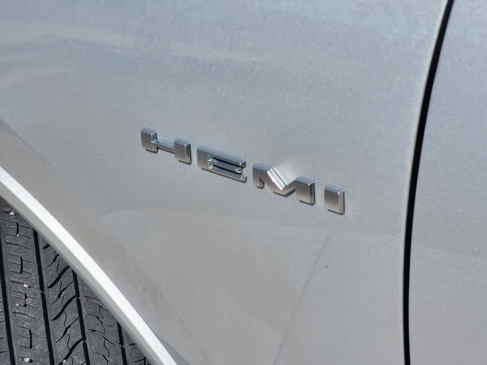 Used 2024 Dodge Durango R/T AWD/4WD image 13